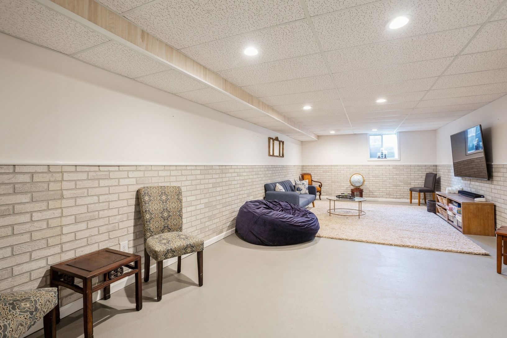  Lower Level Rec Room