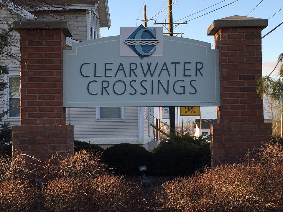 1st image of 4506 Clearwater Pl Unit 14