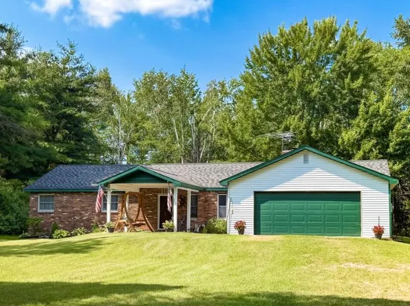 9424 W Scott Rd, Hubbard Lake, MI 49747