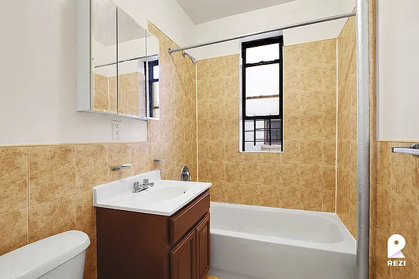 Rented by REZI | media 5
