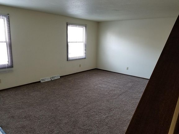 4th image of 5907 Spartan Dr