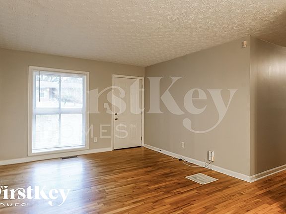 3rd image of 443 Fairlock Ln NW