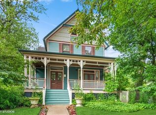 822 Central Ave, Wilmette, IL 60091