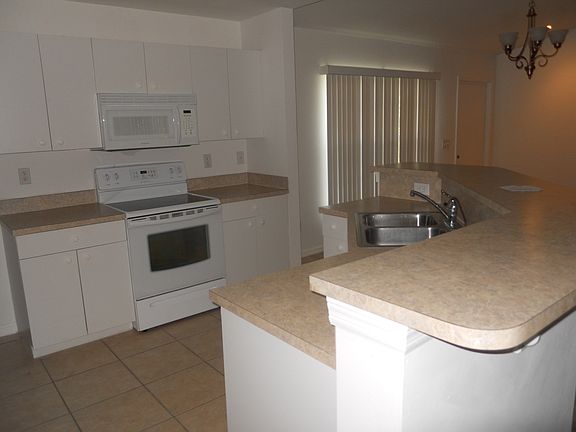 3rd image of 3411 67th St W