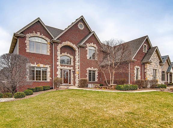 2nd image of 10842 Eleanor Ln