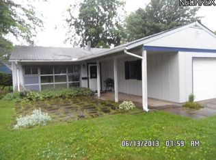 355 Rowan Dr, Berea, OH 44017