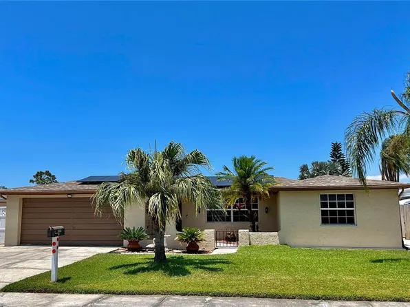 3315 Supreme Dr, Holiday, FL 34691