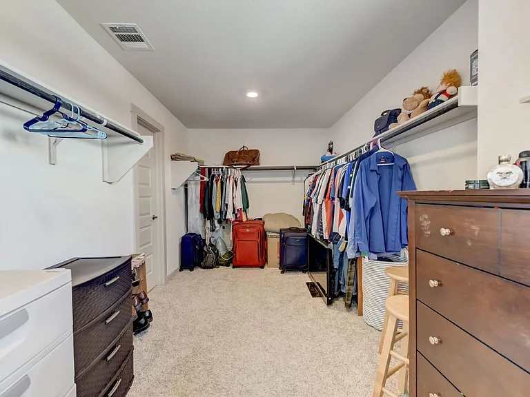 109 Cupreata Ln — Photo 31
