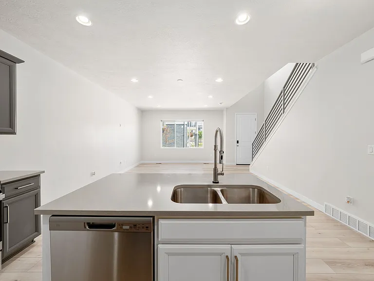 15083 S Reins Way — Photo 13