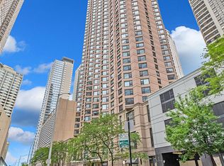 401 E Ontario St, Chicago, IL 60611