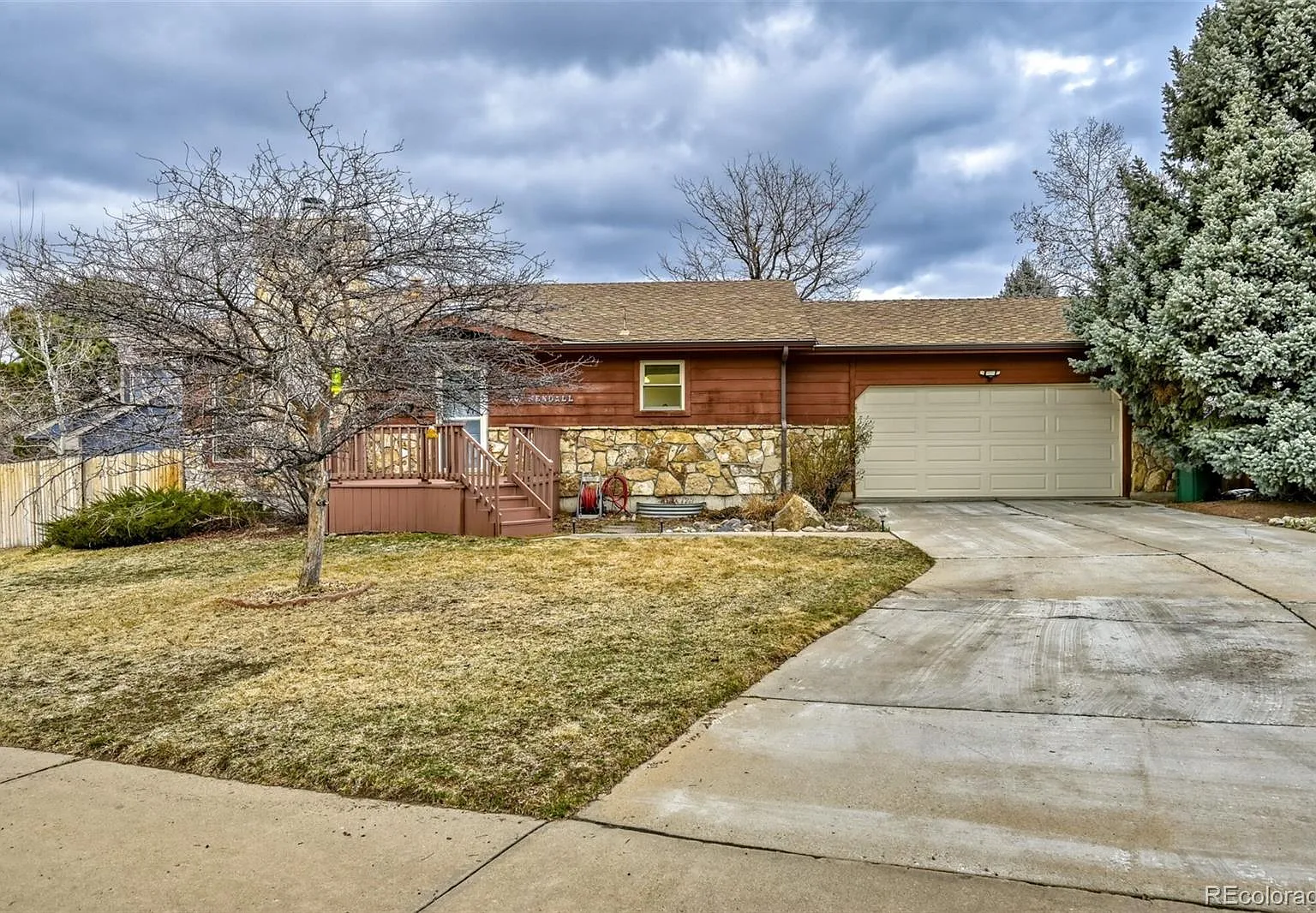 3 bed, 2.0 bath, 1768 sqft, $3,000 — Photo 3