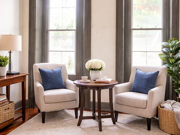 3rd image of 226 E Mount Airy Ave #1F