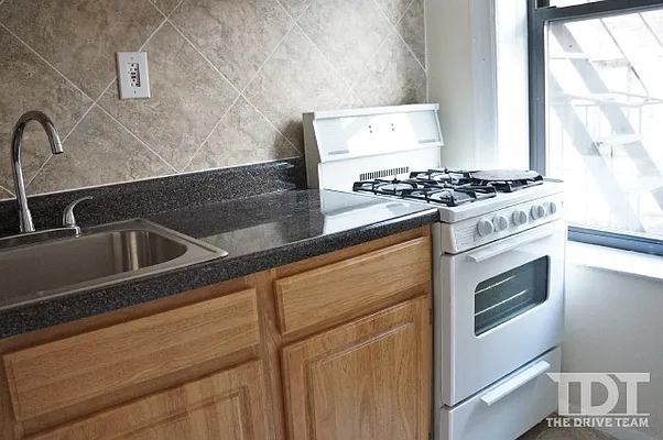 Rented by J Misrahi Realty Corp | media 47