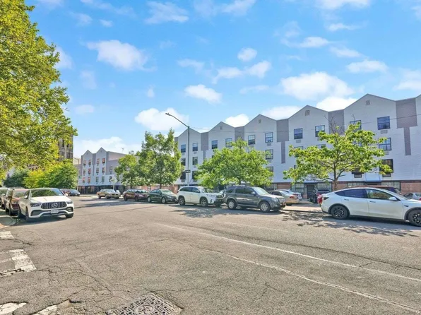800 Brook Avenue #13C, Bronx, NY 10451