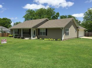 1130 S Johnston St, Ada, OK 74820