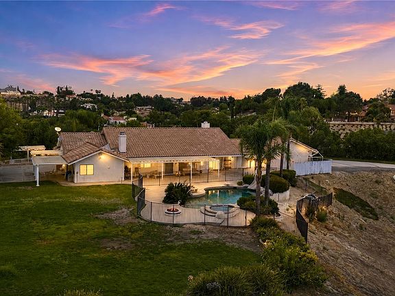 2nd image of 43973 El Lucero Pl