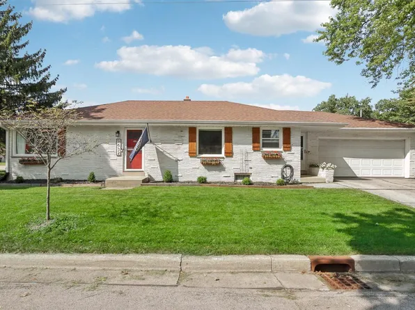 9632 West Fiebrantz AVENUE, Wauwatosa, WI 53222