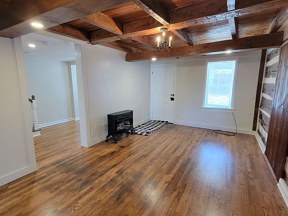4th image of 107-109 S Main St #015fb8da9