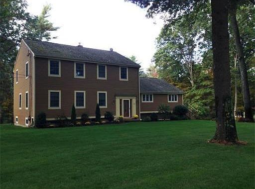 1st image of 6 Cortland Ln