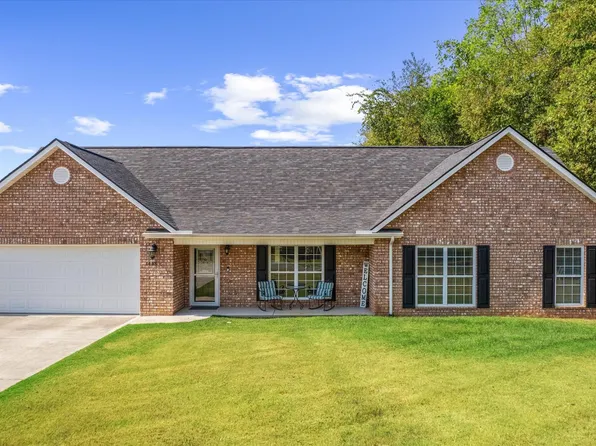 1443 Maxwell Ln, Maryville, TN 37803