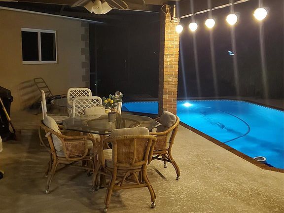 4th image of 10714 SW 175th Terrace