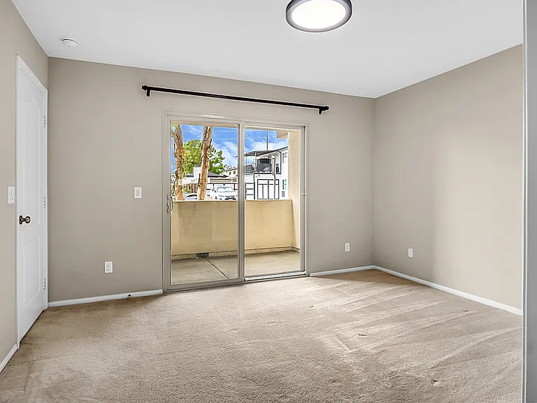1870 Gladys Ave #107 — Photo 15
