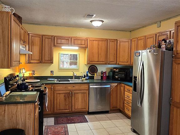 2nd image of 17018 Water Oak Dr