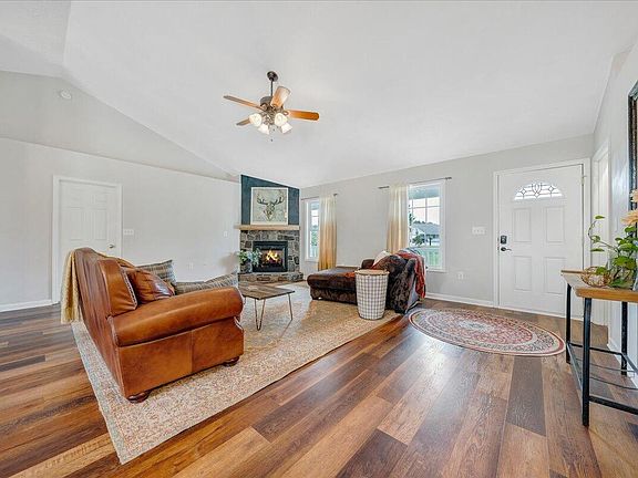 2nd image of 1416 Savanna Hills Dr