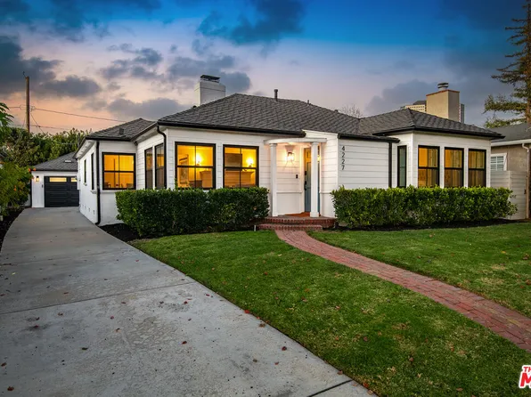 4227 Warner Blvd, Burbank, CA 91505