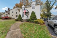 Kenmore Ave-S1011-001.jpg