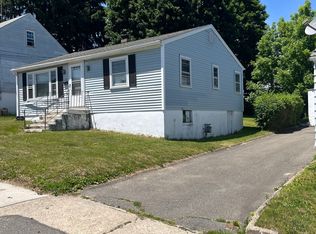 23 Hillview Avenue, Waterbury, CT 06704