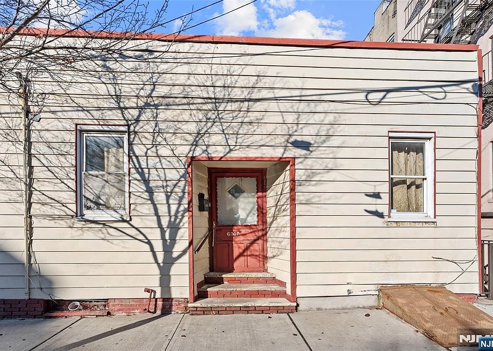 1st image of 6307 Dewey Ave