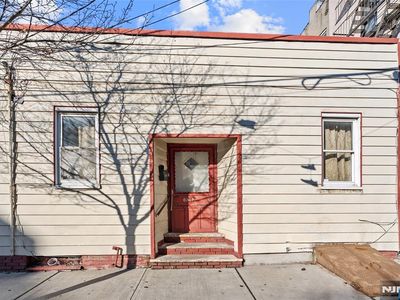 6307 Dewey Avenue, West New York, NJ, 07093