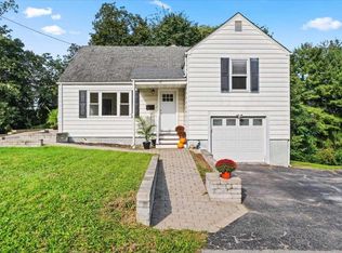 17 Catskill Ave, Poughkeepsie, NY 12603