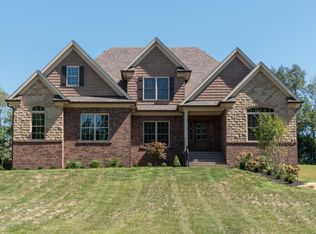 2915 Darby Creek Dr, Crestwood, KY 40014