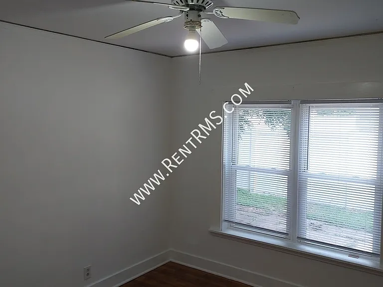 709 SW Medford Ave — Photo 15
