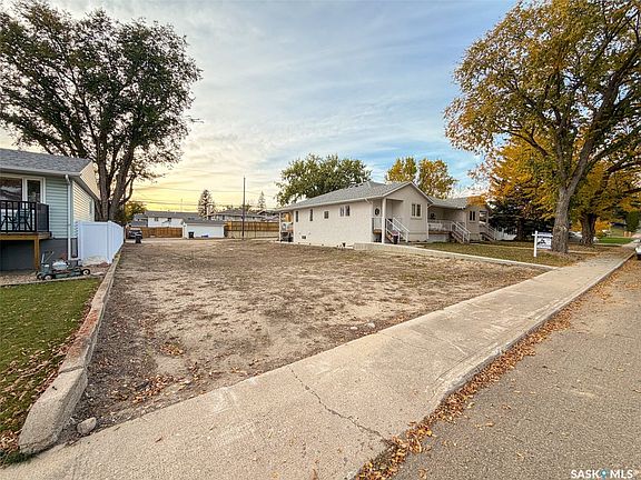 3rd image of 262 14th Avenue NE