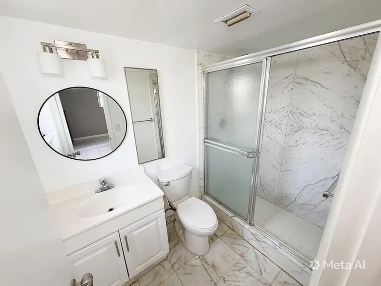 320 SW 1st St — Photo 16