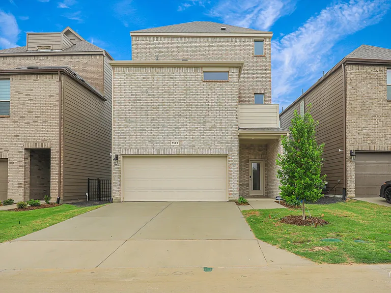 1506 Lake District Dr — Photo 30