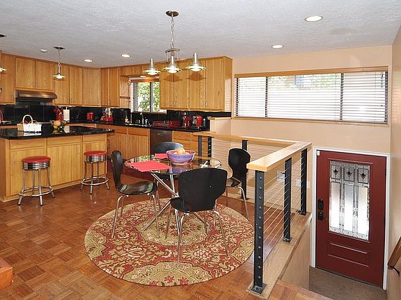 2nd image of 2321 S Lakeline Dr