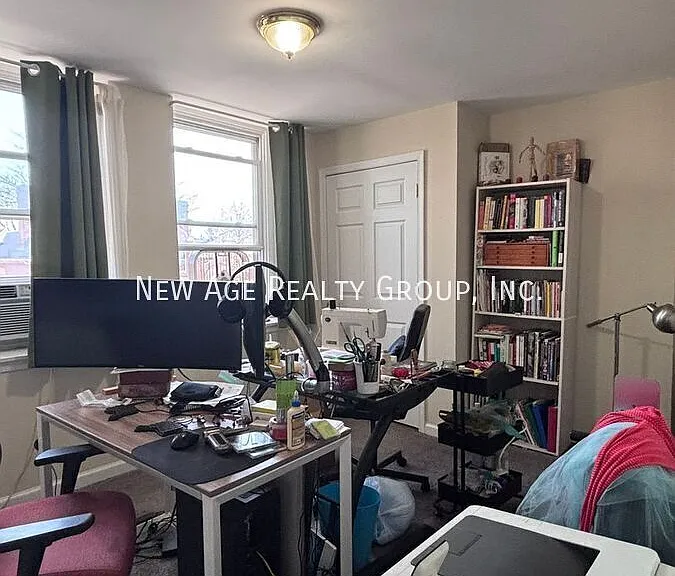 824 S Saint Bernard St #3 — Photo 7