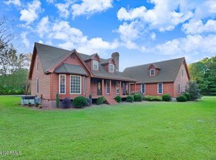 8660 Suttontown Rd, Faison, NC 28341