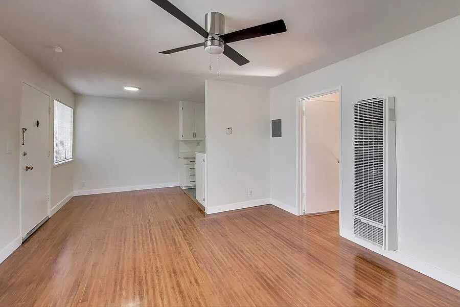 Exquisite Urban Oasis 2339 Eighth Street #A with 2 Private balconies! — Photo 2