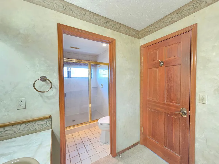 7706 E Woodview Dr — Photo 24