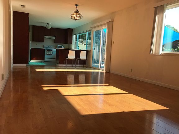 3rd image of 3345 Cropley Ct