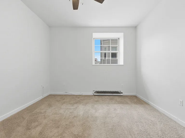 30 Monument Sq #101 — Photo 20