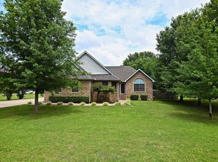 1011 Everett Dr, Smyrna, TN 37167