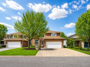 3 Nakota Way, Ottawa, ON K2J 4E9