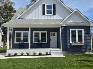 11 Oak Ave, Villas, NJ 08251
