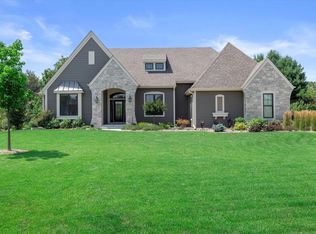 N18W24703 Still River Dr, Pewaukee, WI 53072